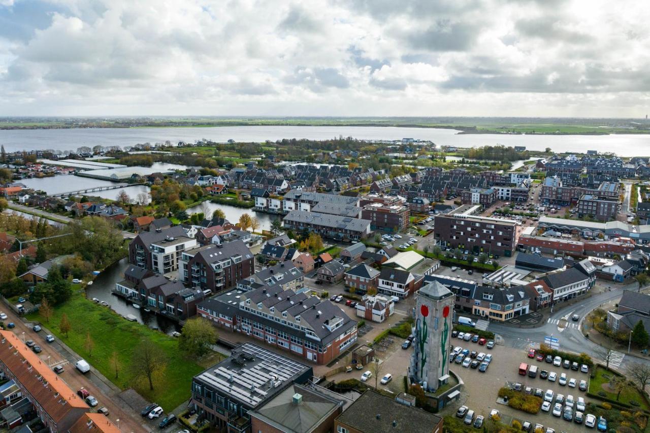 B&B De Tulpentoren Roelofarendsveen Kültér fotó